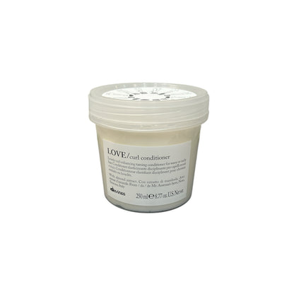 Davines LOVE CURL + MI Gift Set: Curl Conditioner 8.5 Oz